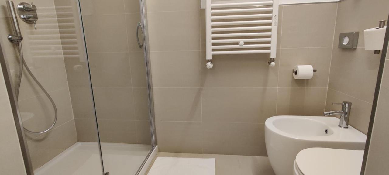 Nxt Station Deluxe Apartment Бергамо Экстерьер фото