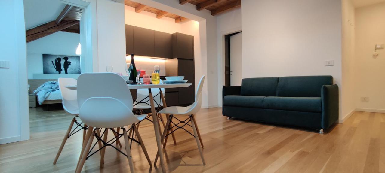Nxt Station Deluxe Apartment Бергамо Экстерьер фото